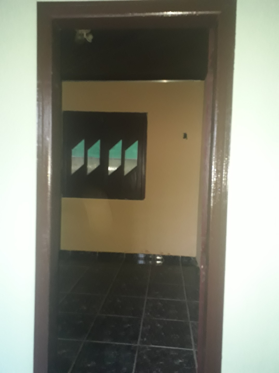 Outro quarto ao lado da sala de jantar.png